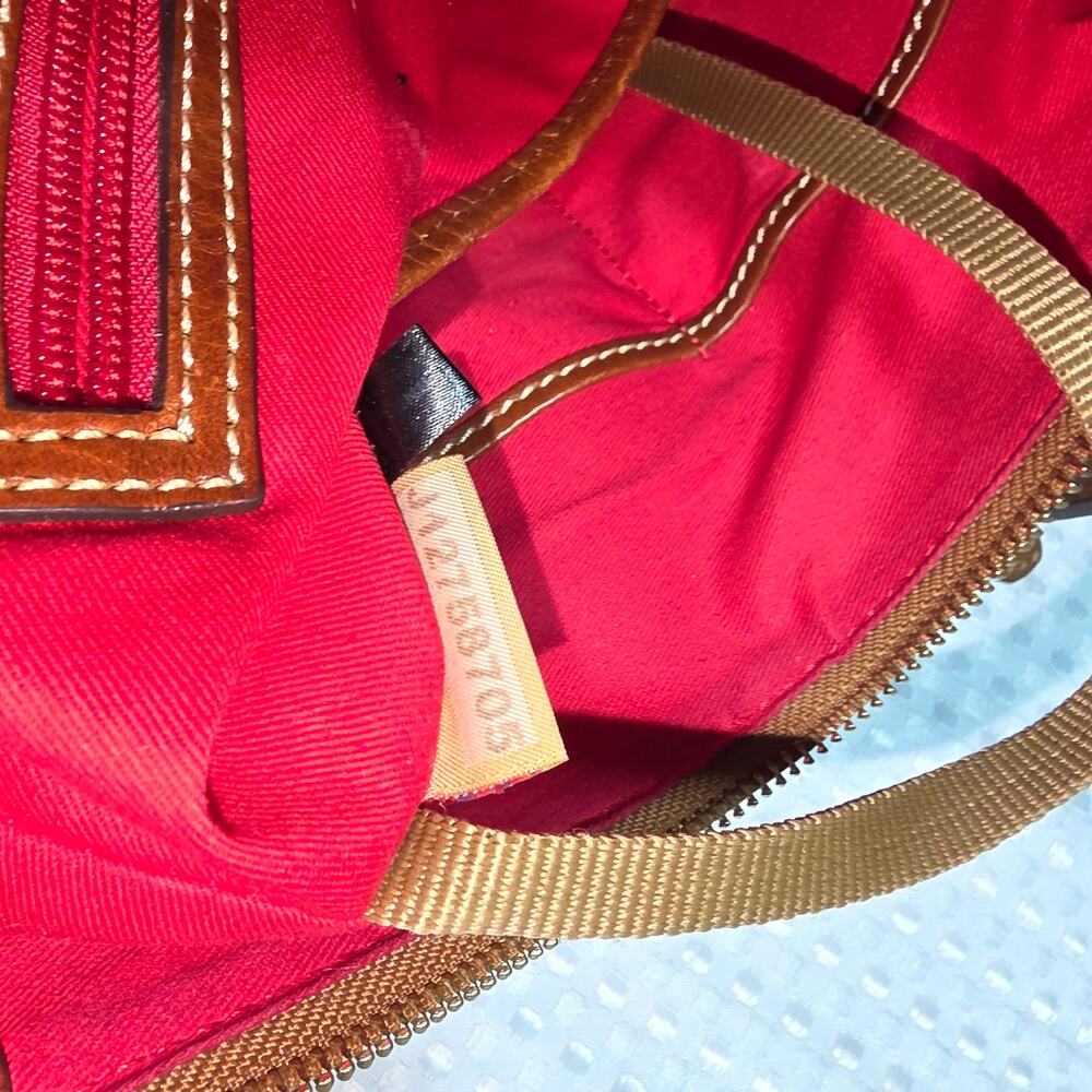 DOONEY BOURKE PEBBLED LEATHER CROSSBODY BAG - Picture 9 of 9